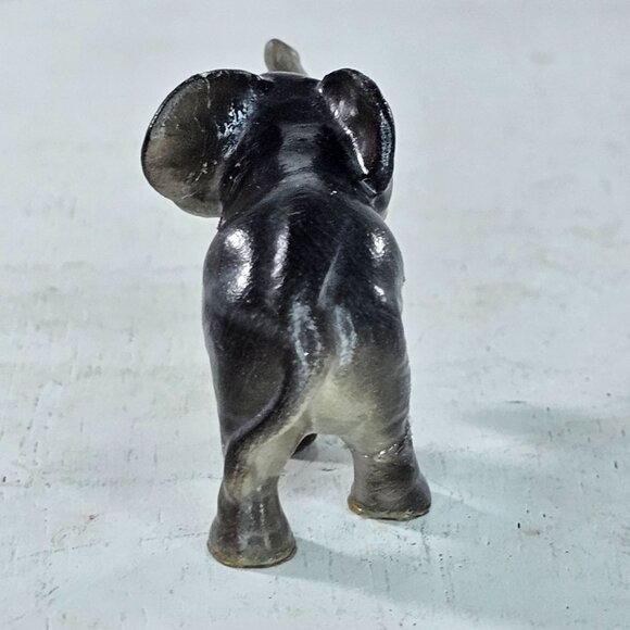 Hagen Renaker Elephant Baby Miniature Figurine Matte *Repaired* - Picture 6 of 11